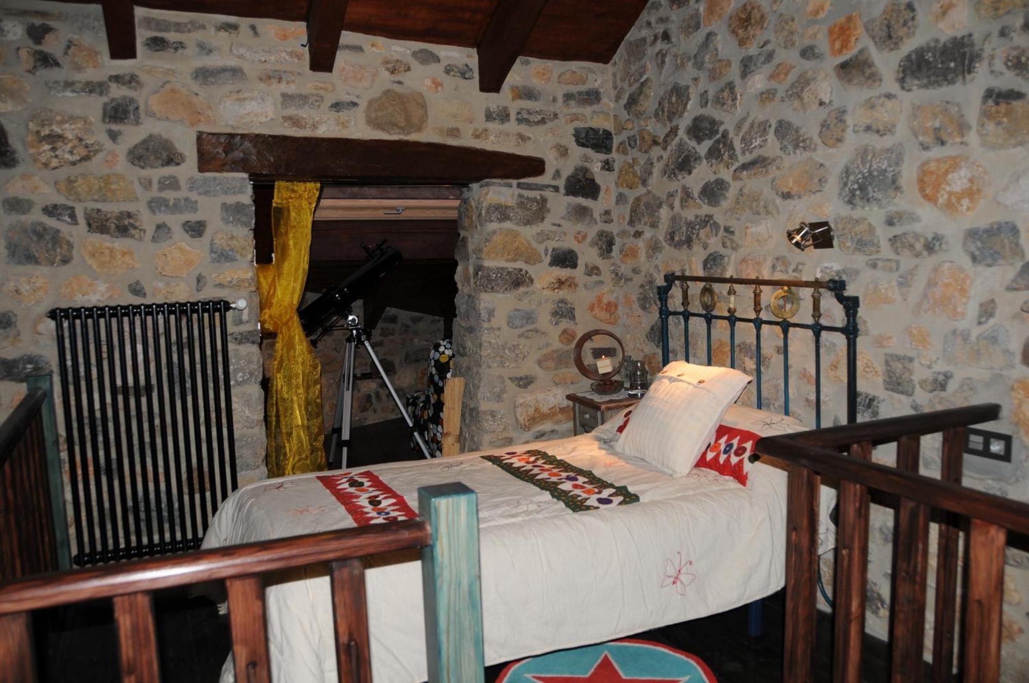 Casas Rurales Entre Babia Y La Luna Villafeliz ภายนอก รูปภาพ
