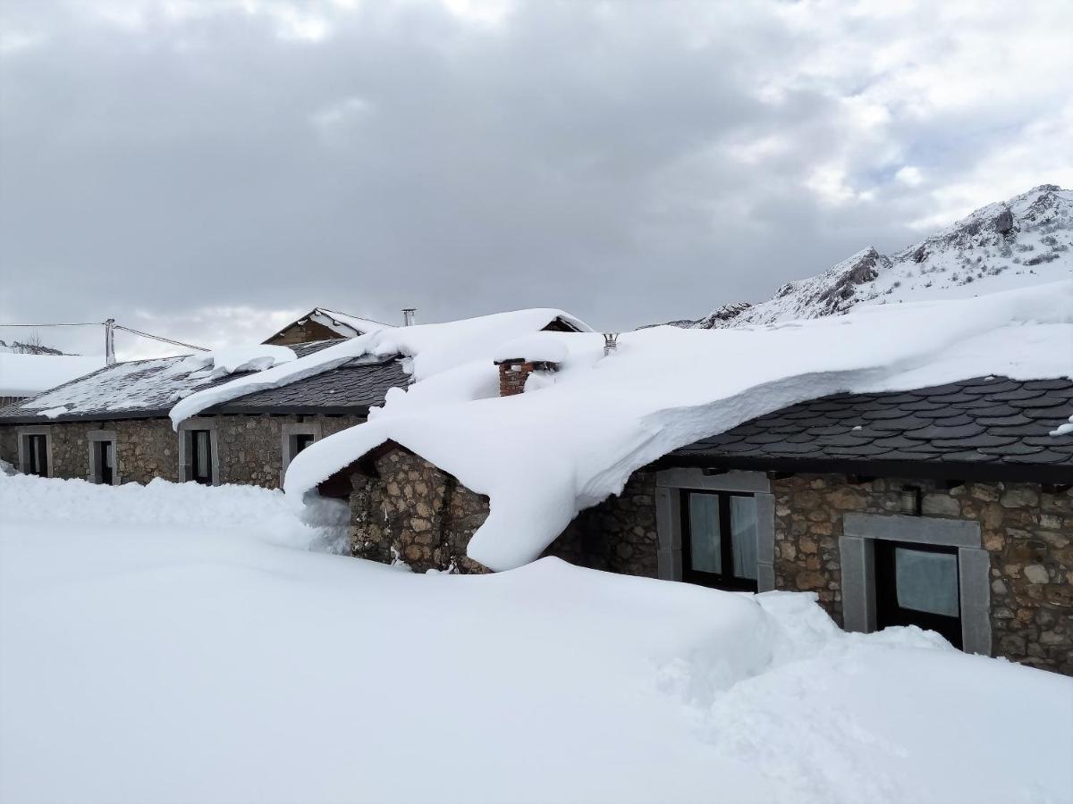 Casas Rurales Entre Babia Y La Luna Villafeliz ภายนอก รูปภาพ